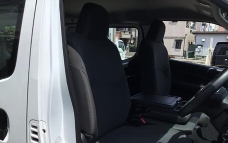 Nissan NV350 Caravan I, 2021 год, 2 200 334 рублей, 6 фотография