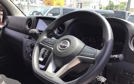 Nissan NV350 Caravan I, 2021 год, 2 200 334 рублей, 5 фотография