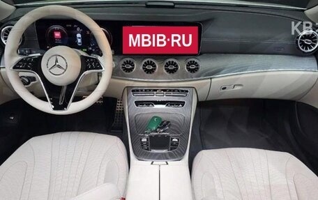 Mercedes-Benz CLS, 2022 год, 5 700 000 рублей, 7 фотография