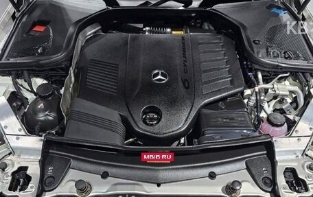 Mercedes-Benz CLS, 2022 год, 5 700 000 рублей, 6 фотография