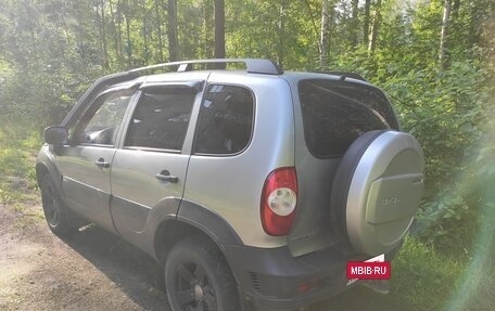 Chevrolet Niva I рестайлинг, 2015 год, 700 000 рублей, 4 фотография