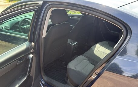 Volkswagen Passat B7, 2011 год, 630 000 рублей, 8 фотография