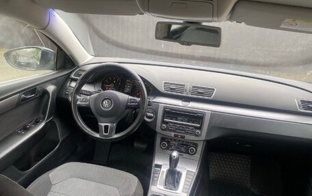 Volkswagen Passat B7, 2011 год, 630 000 рублей, 9 фотография