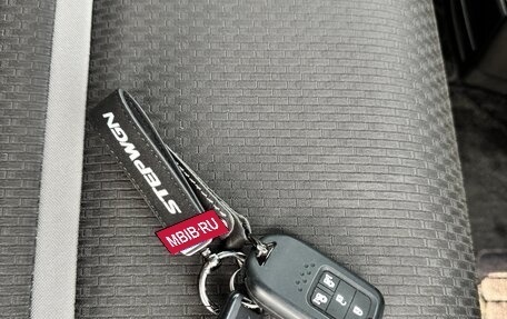 Honda Stepwgn IV, 2017 год, 2 350 000 рублей, 19 фотография