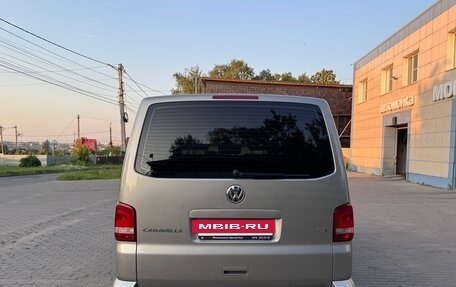 Volkswagen Caravelle T5, 2013 год, 2 600 000 рублей, 6 фотография