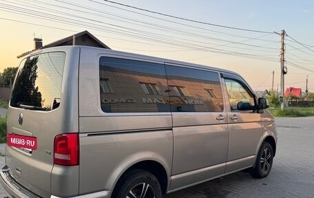 Volkswagen Caravelle T5, 2013 год, 2 600 000 рублей, 8 фотография