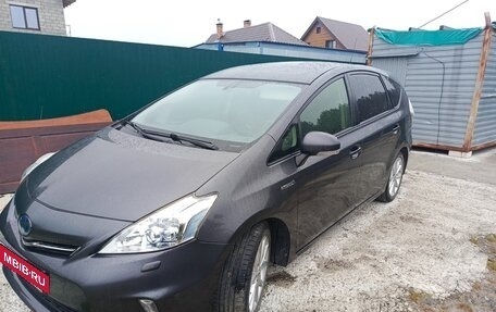 Toyota Prius v (+) I (ZVW40/41) рестайлинг, 2012 год, 1 600 000 рублей, 4 фотография