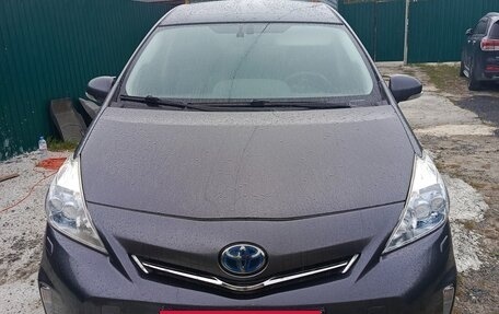 Toyota Prius v (+) I (ZVW40/41) рестайлинг, 2012 год, 1 600 000 рублей, 3 фотография