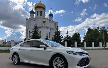 Toyota Camry, 2019 год, 2 630 000 рублей, 2 фотография