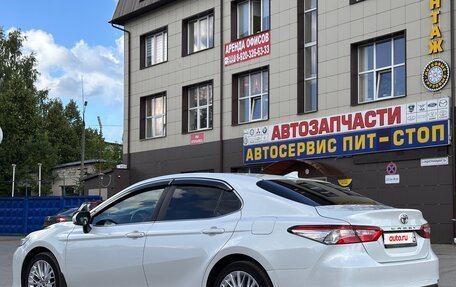 Toyota Camry, 2019 год, 2 630 000 рублей, 6 фотография