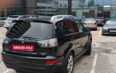 Mitsubishi Outlander III рестайлинг 3, 2010 год, 1 070 000 рублей, 3 фотография