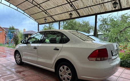 Volkswagen Polo VI (EU Market), 2014 год, 670 000 рублей, 3 фотография