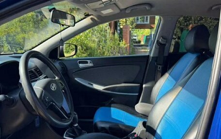 Hyundai Solaris II рестайлинг, 2012 год, 530 000 рублей, 3 фотография