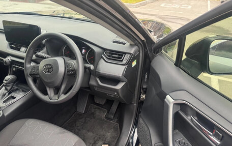 Toyota RAV4, 2021 год, 2 550 000 рублей, 14 фотография