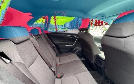 Toyota RAV4, 2021 год, 2 550 000 рублей, 17 фотография