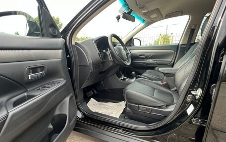 Mitsubishi Outlander III рестайлинг 3, 2014 год, 1 299 000 рублей, 7 фотография
