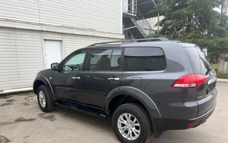 Mitsubishi Pajero Sport II рестайлинг, 2015 год, 1 649 000 рублей, 4 фотография