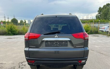 Mitsubishi Pajero Sport II рестайлинг, 2015 год, 1 649 000 рублей, 6 фотография