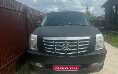 Cadillac Escalade III, 2008 год, 1 790 000 рублей, 2 фотография