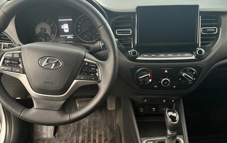 Hyundai Solaris II рестайлинг, 2022 год, 1 500 000 рублей, 9 фотография