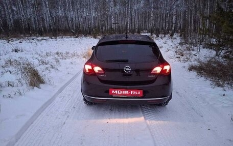 Opel Astra J, 2013 год, 600 000 рублей, 4 фотография