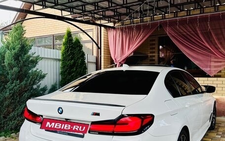 BMW 5 серия, 2021 год, 5 100 000 рублей, 5 фотография