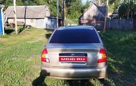 Hyundai Accent II, 2004 год, 199 000 рублей, 6 фотография