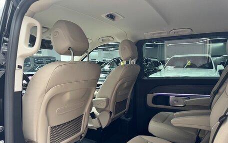 Mercedes-Benz V-Класс, 2025 год, 13 190 000 рублей, 27 фотография