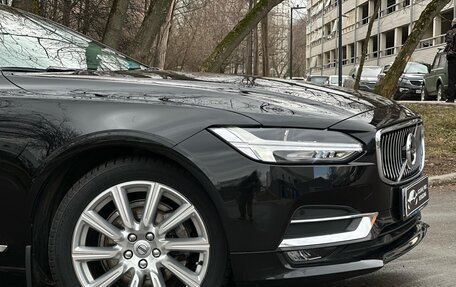 Volvo S90 II рестайлинг, 2019 год, 3 000 000 рублей, 14 фотография