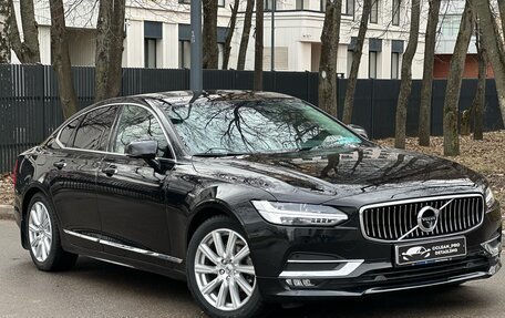 Volvo S90 II рестайлинг, 2019 год, 3 000 000 рублей, 11 фотография