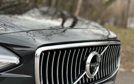 Volvo S90 II рестайлинг, 2019 год, 3 000 000 рублей, 13 фотография