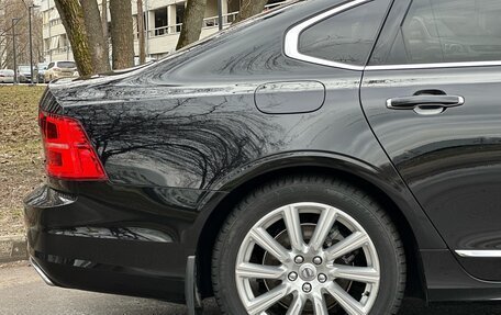 Volvo S90 II рестайлинг, 2019 год, 3 000 000 рублей, 8 фотография