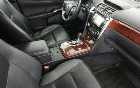 Toyota Camry, 2013 год, 1 549 000 рублей, 12 фотография