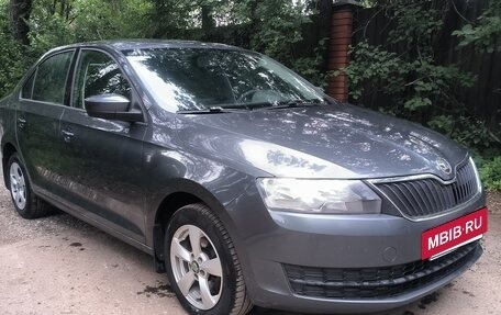Skoda Rapid I, 2015 год, 900 000 рублей, 3 фотография