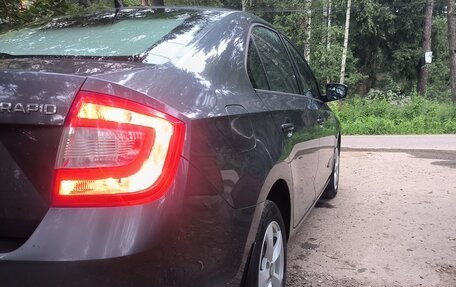 Skoda Rapid I, 2015 год, 900 000 рублей, 9 фотография