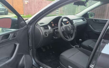 Skoda Rapid I, 2015 год, 900 000 рублей, 32 фотография