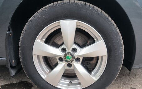 Skoda Rapid I, 2015 год, 900 000 рублей, 23 фотография