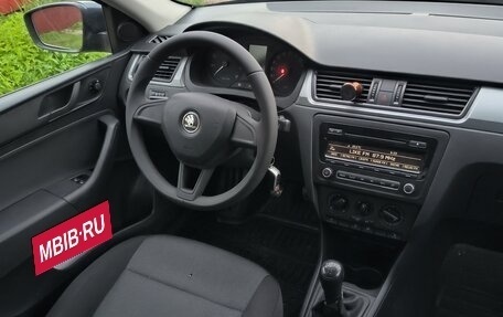 Skoda Rapid I, 2015 год, 900 000 рублей, 28 фотография