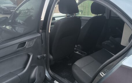 Skoda Rapid I, 2015 год, 900 000 рублей, 39 фотография