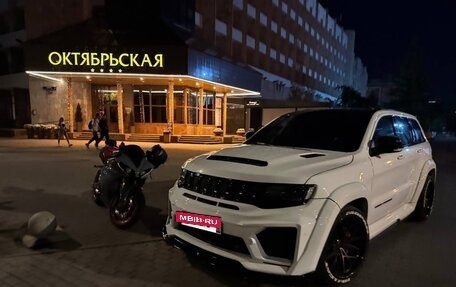 Jeep Grand Cherokee, 2014 год, 7 000 000 рублей, 18 фотография