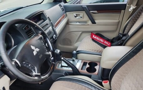 Mitsubishi Pajero IV, 2008 год, 1 400 000 рублей, 9 фотография