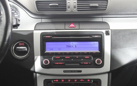 Volkswagen Passat B7, 2010 год, 660 000 рублей, 11 фотография