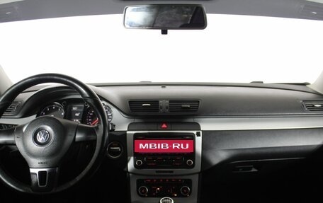 Volkswagen Passat B7, 2010 год, 660 000 рублей, 10 фотография