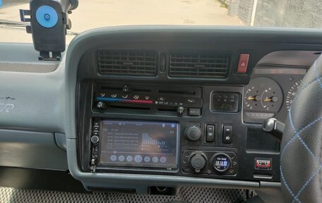 Toyota HiAce H100, 2003 год, 550 000 рублей, 4 фотография