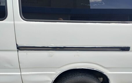 Toyota HiAce H100, 2003 год, 550 000 рублей, 11 фотография