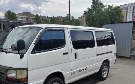 Toyota HiAce H100, 2003 год, 550 000 рублей, 19 фотография