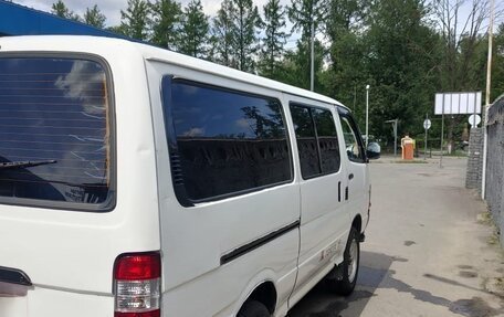 Toyota HiAce H100, 2003 год, 550 000 рублей, 25 фотография