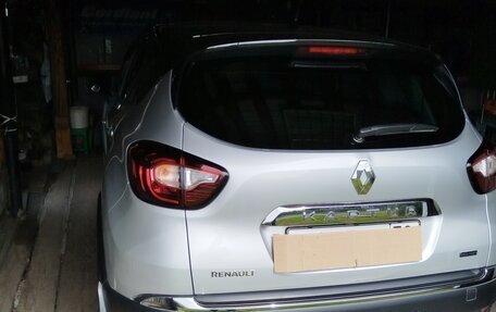Renault Kaptur I рестайлинг, 2020 год, 1 800 000 рублей, 2 фотография