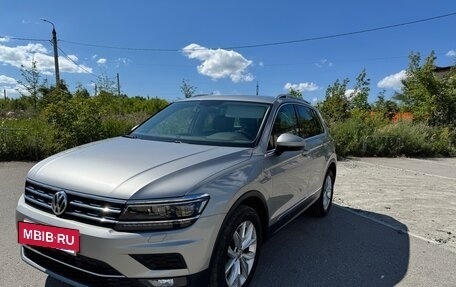 Volkswagen Tiguan II, 2018 год, 3 000 000 рублей, 5 фотография