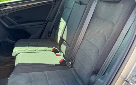 Volkswagen Tiguan II, 2018 год, 3 000 000 рублей, 19 фотография